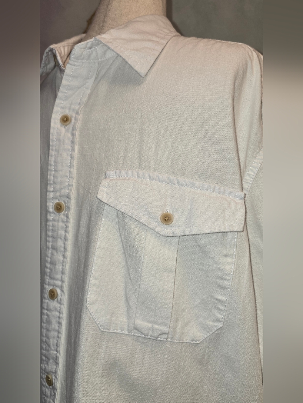 St Johns Bay 100% Cotton Short Sleeve Button Up Shirt White Two Chest Pockets L - Picture 3 of 8